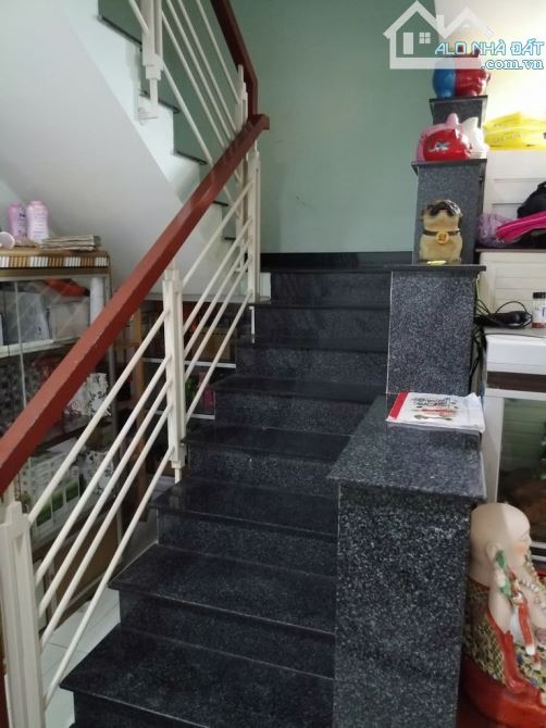 Lê Đức Tho p 16 Gv 5 x15 Trêt 3 Lầu xe hơi ngủ trong nhà - 2