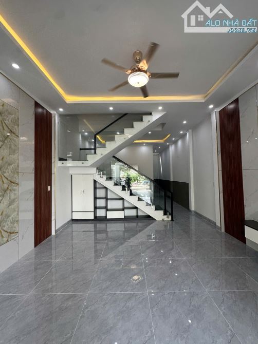 BÁN NHÀ MẶT TIỀN KINH DOANH, SỔ RIÊNG THỔ CƯ,MẶT ĐƯỜNG 10 MÉT,550TRIỆU NHẬN NHÀ - 2