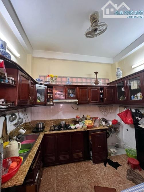 Bán nhà Tân Bình HXH Cách Mạng Tháng 8 KC 4 tầng 50m2 chỉ 10.5 tỷ - 2
