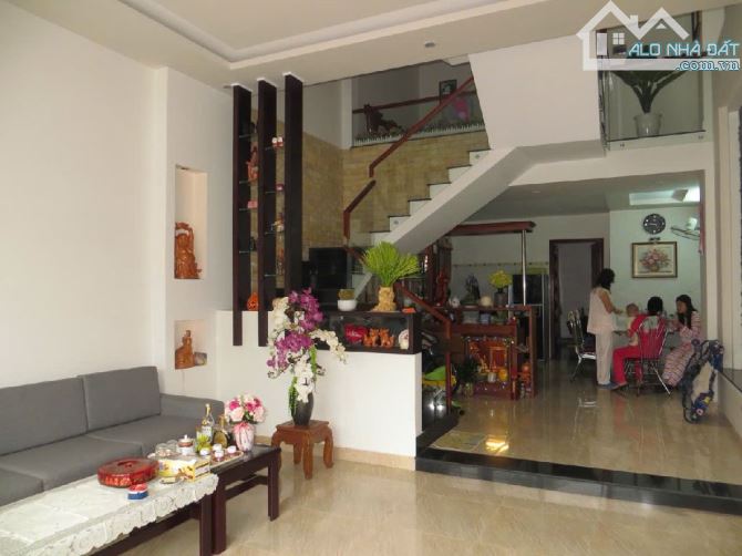 NHÀ MẶT PHỐ NAM VIỆT Á ĐƯỜNG MỸ ĐA TÂY 9- NHÀ 3 TẦNG KIÊN CỐ GẦN BIỂN CHỈ 8,x TỶ - 2