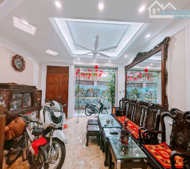 Bán gấp nhà Cầu giấy,Mai Dịch, gara ô tô , mặt tiền 4.5 m, giá nhỉnh 12 tỷ - 2