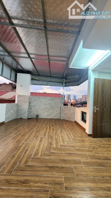 Bán nhà Thịnh Quang ngõ ba gác thoáng sạch , nhà mới đẹp 6 tầng thang máy nhập khẩu 40m gi - 2