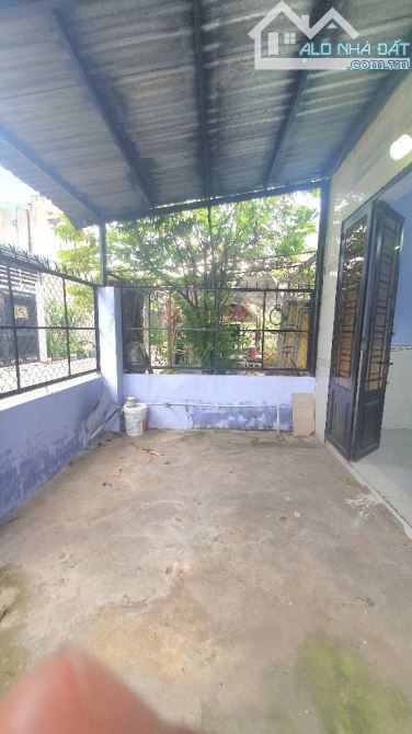 Bán nhà 90M² Cấp 4, Xuân Thới Thượng 2 Hóc Môn-gần mặt tiền Phan Văn Hớn- Giá chỉ 3.099 tỷ - 2