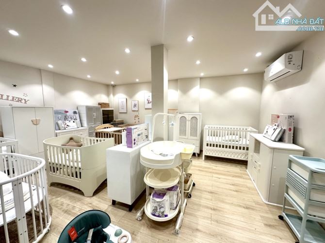 MẶT TIỀN KD CỰC ĐỈNH T. TÂM Q3, DÒNG TIỀN GẦN 1tỷ/năm THÔNG SỐ ĐẸP 6X20 CHỈ 60 TỶ - 2