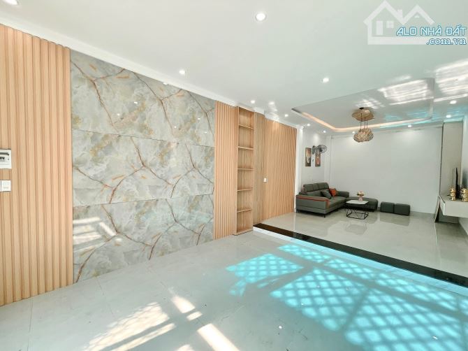 NHÀ 3 MÊ ĐẦU HẺM Đỗ Xuân hợp -  FULL NỘI THẤT - P TÂN LỢI  - giá bán 4tỷ350 thương lượng - 2