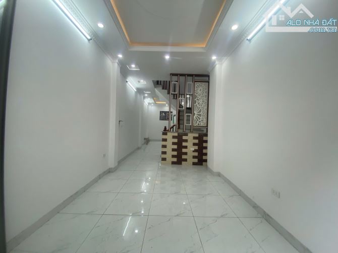 RẺ Nhất Dương Nội-Ngõ nông,ô tô đỗ gần-nhà 5 tầng-Cho thuê tốt-Không mua là hết - 2
