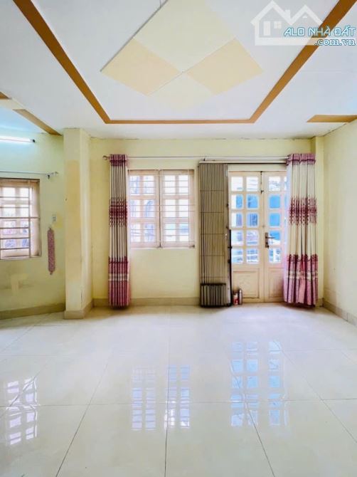 PHAN TÂY HỒ P.7 PHÚ NHUẬN - H3G - 30M RA MẶT TIỀN - 46M2 CÔNG NHẬN ĐỦ NGANG HƠN 4M RỘNG RÃ - 2
