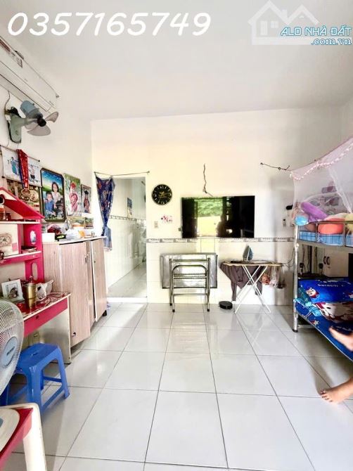 BÁN NHÀ QUẬN 9 - 50M RA NGUYỄN VĂN TĂNG - 10P RA NGÃ TƯ THỦ ĐỨC MẶT TIỀN HẺM 1 TRỤC OTO - 2