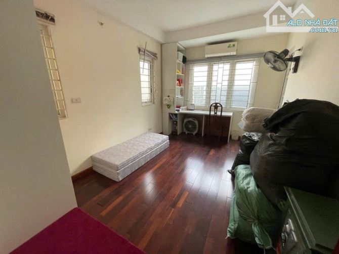 Lô góc ngõ 267 Hoàng Hoa Thám 9.2 tỷ, 45m, mặt tiền 6m, ngõ nông, 3 thoáng - 2