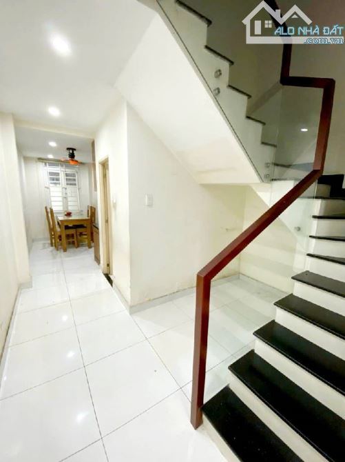 NHÀ ĐẸP 4 TẦNG 49M-HẺM 4M-AN DƯƠNG VƯƠNG-GIÁ 6 TỶ - 2