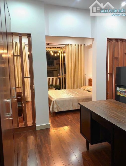 Hạ giá 2 tỷ bán gấp nhà hẻm 25 Cửu Long -DT: 4x23m - Nhà 2 tầng -giá 15,5 tỷ - 2