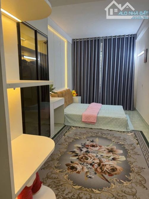 Nhà đẹp,phân lô, tổ 2 Đa Sỹ Hà Đông.Diện tích 35m 5 tầng giá 8tỷ - 2