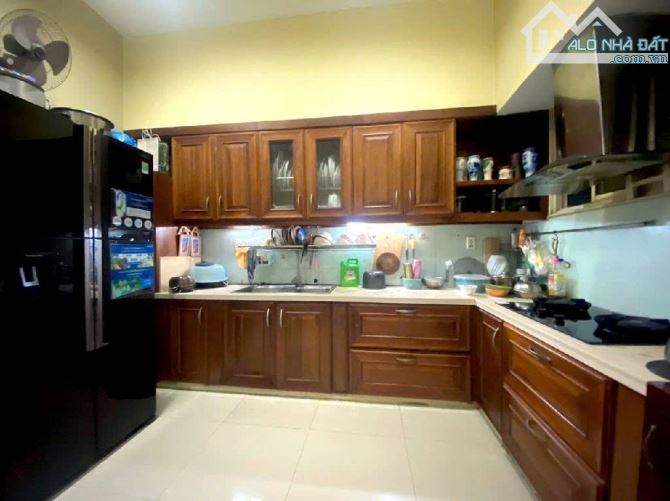 NHÀ KHU HIẾM, NỞ HẬU, SỔ ĐẸP - HẺM 7m KHU BÀU CÁT - 70m2 (3.5x20), 3 TẦNG - 11 TỶ - 2
