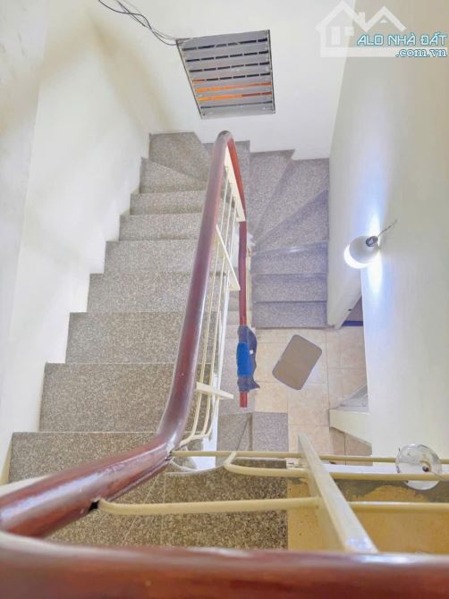 Bán nhà Ngõ 343 Đội Cấn, cách ô tô tránh 50m, Nhỉnh 7 tỷ, DT 35m, mặt tiền 6m - 2
