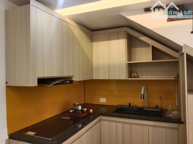 Bán nhà mới xây đã có nội thất chỉ cần kê thêm giường tủ là vào ở ngay gần QT lam Sơn - 2