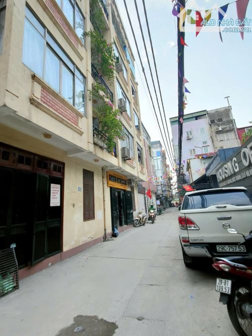 Bán lô góc Kinh doanh Kim Mã - Ngọc Khánh, 22 tỷ 5,  DT 60m, mặt tiền 9m, ô tô tránh - 2