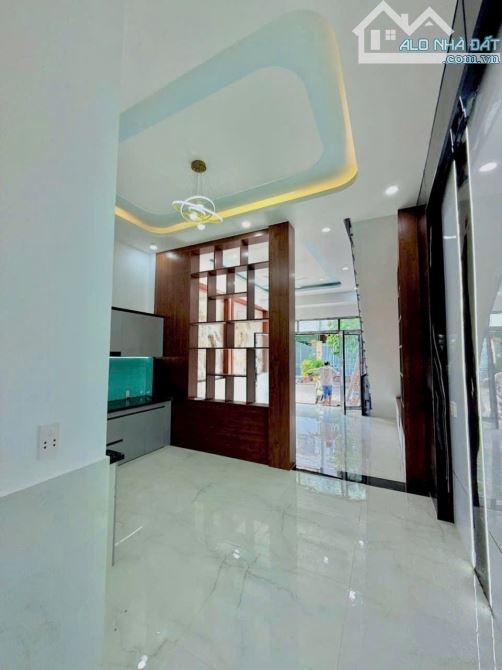 Bán nhà 1 trệt 2 lầu có hoàn công Kdc TDC  Quang Vinh giá 4 tỷ - 2