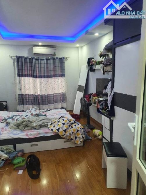CHUYỂN CÔNG TÁC BÁN NHÀ VĨNH HƯNG 5.95tỷ 30m NHÀ MỚI 4 TẦNG GẦN Ô TÔ,SỔ ĐỎ - 2