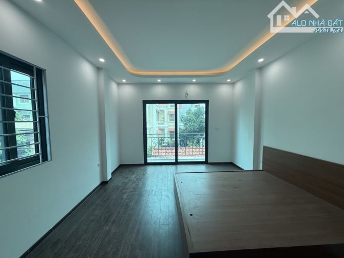 Nhà đẹp 4 tầng DT 78m, hơn 6 tỏi  Vĩnh Quỳnh, Thanh Trì - 2
