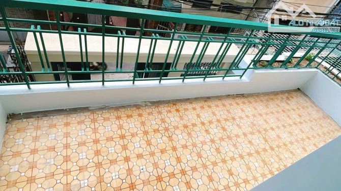 Cho thuê nhà nguyên căn ngõ Nguyễn Viết Xuân, 80m2 x 4 tầng, 4 ngủ to, 3 wc, 16 triệu - 2
