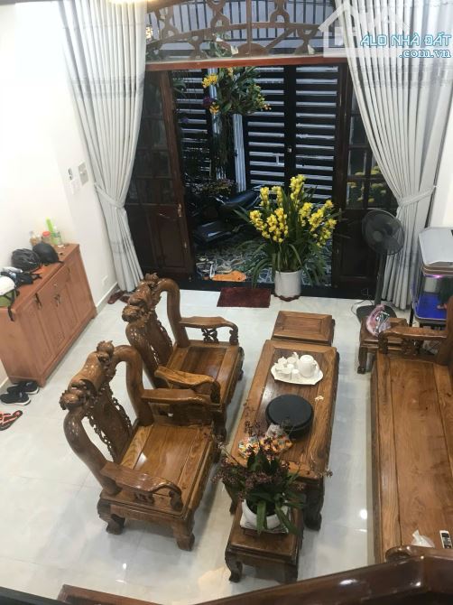 Bán nhà 5 tầng (p.lộc thọ cũ) trung tâm Nha Trang - Vị trí: hẻm oto đường Quang Trung - Rẻ - 2