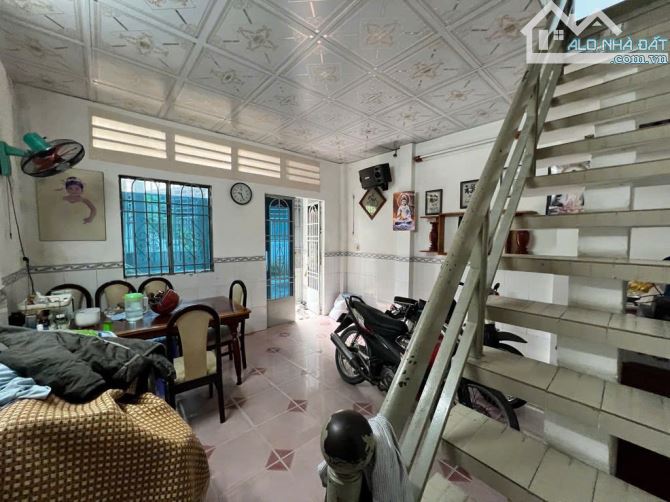 CHỦ NGỘP CẦN BÁN GẤP NHÀ HẺM XE HƠI ĐƯỜNG SỐ 4 - TRƯỜNG THỌ, TĐ - DT 45M2 - GIÁ CHỈ 3,95TỶ - 2