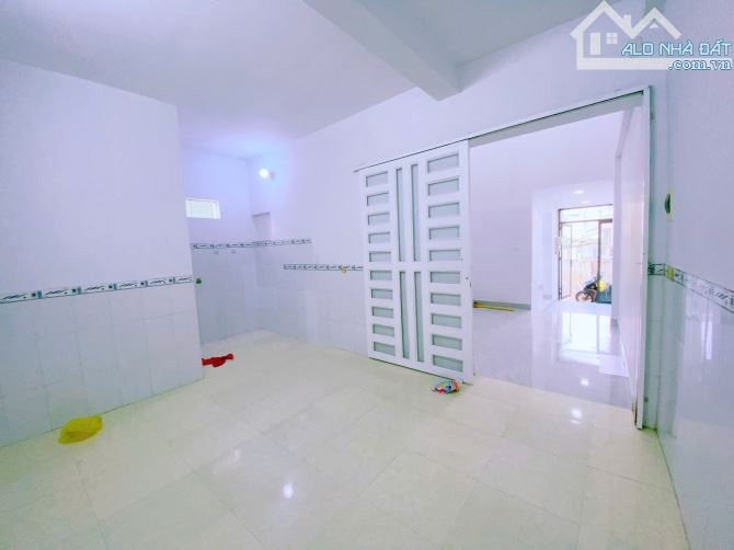 NP693 BÁN NHÀ MỚI 1 TRỆT 1 LẦU PHƯỜNG TAM HIỆP BH ĐN  DT : 6m x 13 m  Sổ  riêng thổ cư 100 - 2