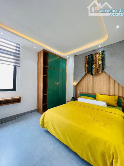 Nhà gò Vấp 2 mặt hẻm xe hơi 5 phòng ngủ khu đồng bộ vip đường Phan Huy Ích Phường 14 - 2