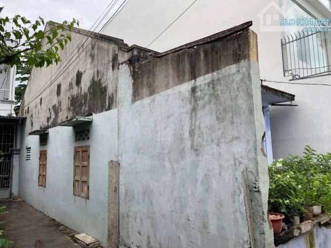 Bán 106m đất vuông đẹp gần biển, thông Bắc Sơn, Đặng Tất, ngang 6,2m giá chi 4 tỷ - 2