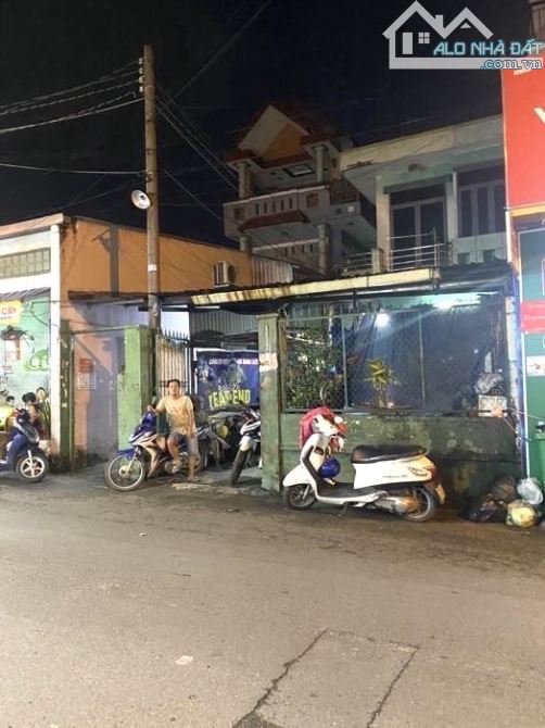 Mặt tiền kinh doanh đường ĐÔNG HƯNG THUẬN 10, Q12, DT 267m2 (6 x 47), nhà Cấp 4. - 2