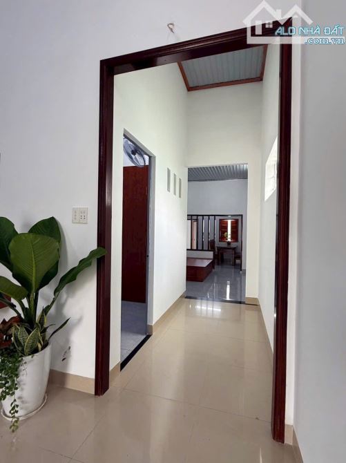 Nhà cấp 4 xây kiên cố hẻm 2 ô tô Nơ Trang Gưh gần Ngã Sáu 5,5x20m tc 100% - 2