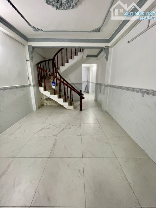 🔥 CHỈ 4.2 TỶ – NHÀ 2 TẦNG – HẺM 5M Ô TÔ – TỈNH LỘ 10 - 2
