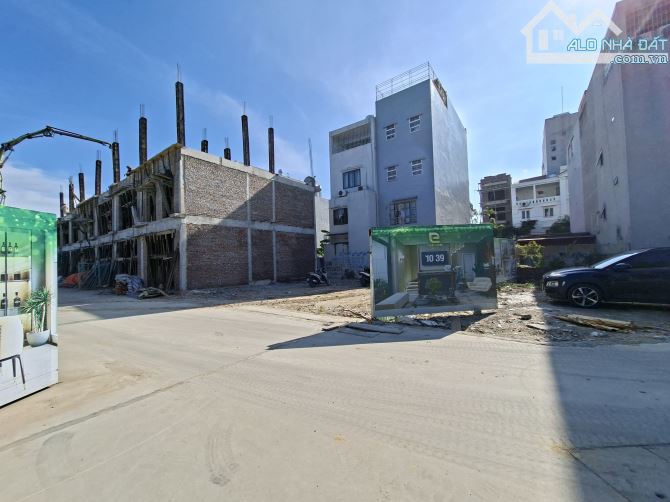 Bán lô đất khu Đấu Giá Văn Cao , Hải An  DT 93m - MT 13m - giá bán 55 triệu/m - 2