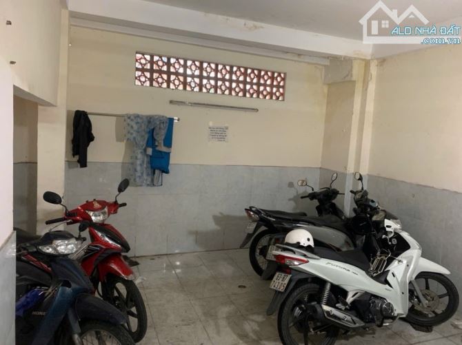 Bán Gấp MTKD Đoàn Văn Bơ Q4 99m2 4 tầng ko lộ giới chỉ hen 13tỷ TL - 2