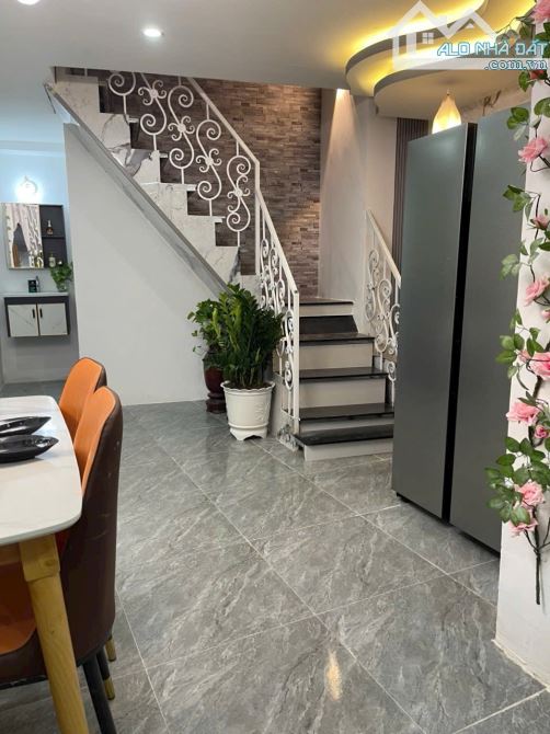 Bán nhà, 4tyx,52m2, đường Pasteur, trung tâm Hải Châu, Đà Nẵng - 2