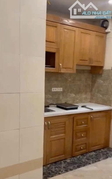 Cho thuê nhà Bạch Mai 81m2 x 1 tầng, 3 ngủ, 12 Triệu - 2