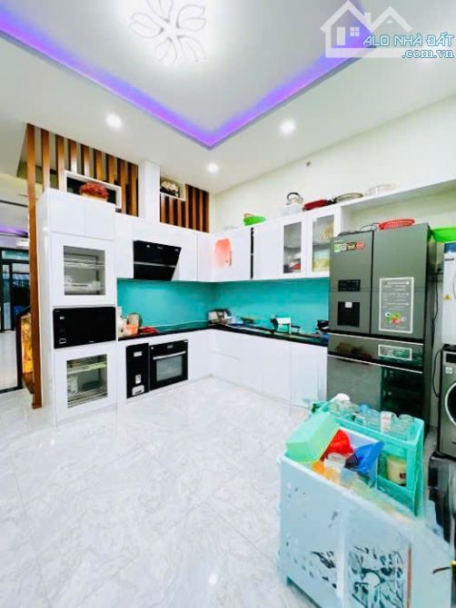 NHÀ MỚI 4 TẦNG - DT 58M2 - HOÀN CÔNG ĐỦ - ĐOÀN VĂN BƠ P.10-Q4 - NHỈNH 8 TỶ - 2