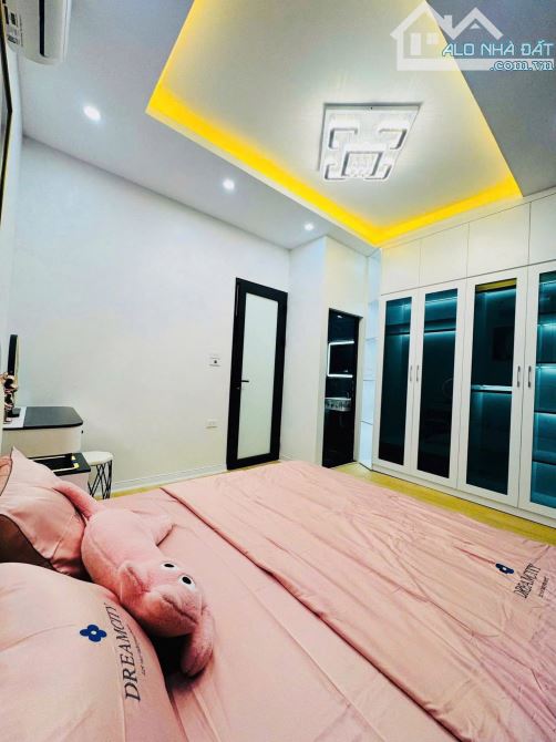 HIẾM PHAN ĐÌNH GIÓT 24m2 + 5TẦNG, Ô TÔ TRÁNH, NGÕ THÔNG, 50M RA PHỐ, PHÂN LÔ Ô TÔ . - 2