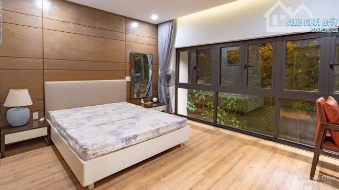 GẦN SÔNG! BÁN NHÀ 4 TẦNG 100M2 – 16,99 TỶ - MT MAI HẮC ĐẾ - Q. SƠN TRÀ - 2