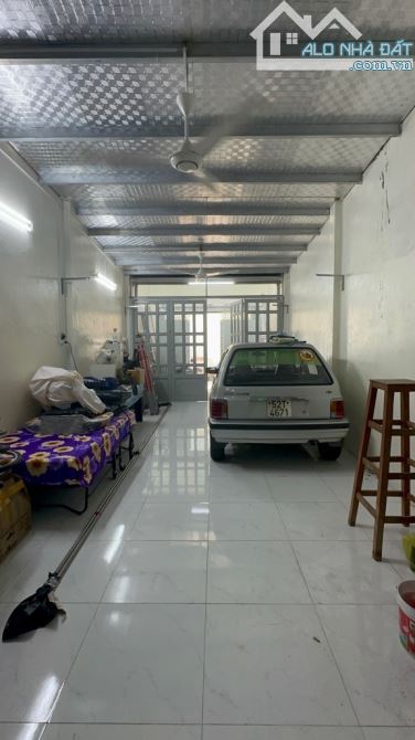 Nhà cấp 4, 107m², 4.2 x 26, hẻm xe hơi sát mặt tiền Hoàng Bật Đạt P15 Tân Bình, 6.4 tỷ tl - 2