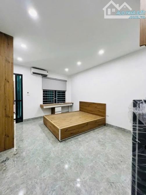 Bán tòa ccmn xây mới phố Tôn Đức Thắng, dt 120m2, 7t, mt 5m, ô tô đỗ. - 2