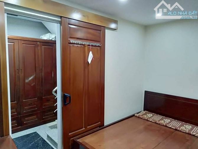 Cực hiếm. Nhà cửa Bắc, 4 tầng, ngõ kính doanh, ô tô 8 tỷ hơn - 2