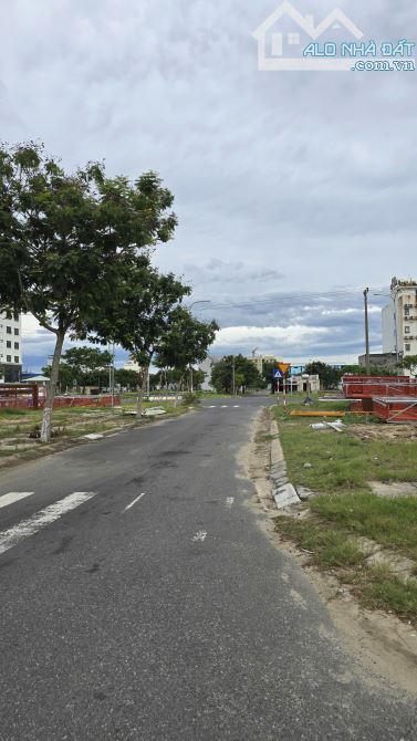 Chủ Cần Bán Gấp Góc 2 Mặt Tiền 211m2 Phan Đình Thông - Ngay Võ Quí Huân - 2