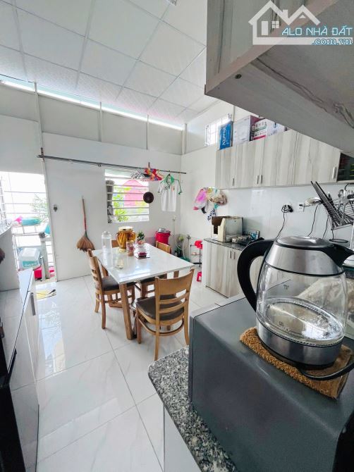 Nhà bán Nguyễn Thị Tần P. Chánh Hưng. Giá 3,98 tỷ TL - 2