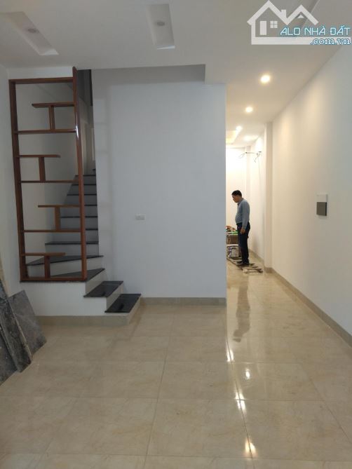 Cần bán nhà phố Đại Từ 50m xây 6 tầng, thang máy, ô tô đỗ cửa chỉ 11.7 tỷ - 2