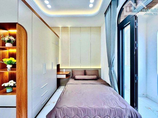 Nhà mặt tiền quận Gò Vấp 42m2 giá 6 tỷ 280 đường 10m kinh doanh đa ngành đường số 8 P11 - 2