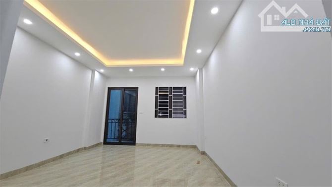 Bán nhà Kẻ Vẽ 37m2, dân xây 5 tầng, ô tô đỗ cửa, 6,8 tỷ có thương lượng - 2