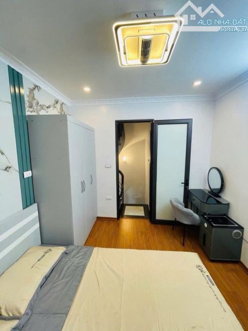 Siêu phẩm Cổ Nhuế, Gần ô tô, 3 Ngủ 4 Vw - full nội thất, Sổ cất két - 2