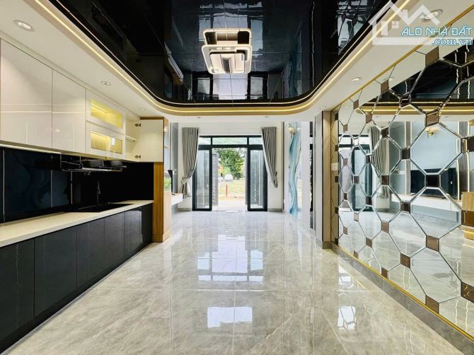 Khu Phân Lô - Hẻm 5M Xe Hơi Ngủ Nhà - 49M² - 5Tầng BTCT Full Nội Thất - 2