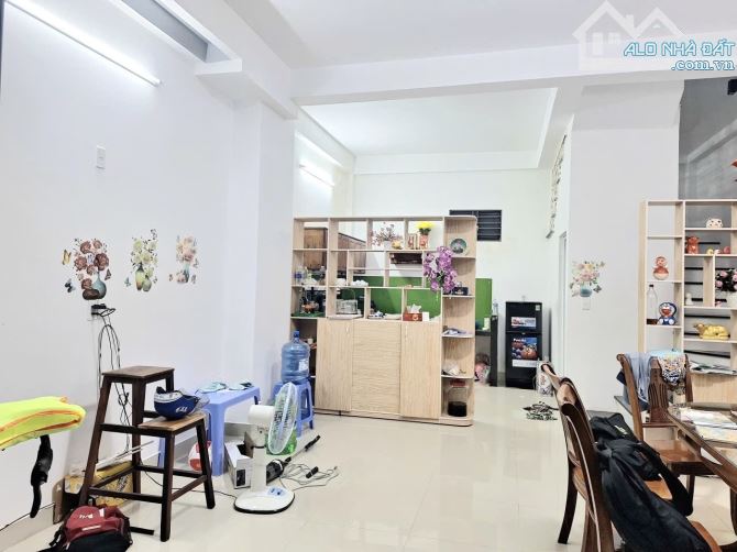 Bán Nhà 3 Tầng, Phan Bá Phiến, Gần Biển, 50m2(5x10) nhỉnh 4 tỷ - 2
